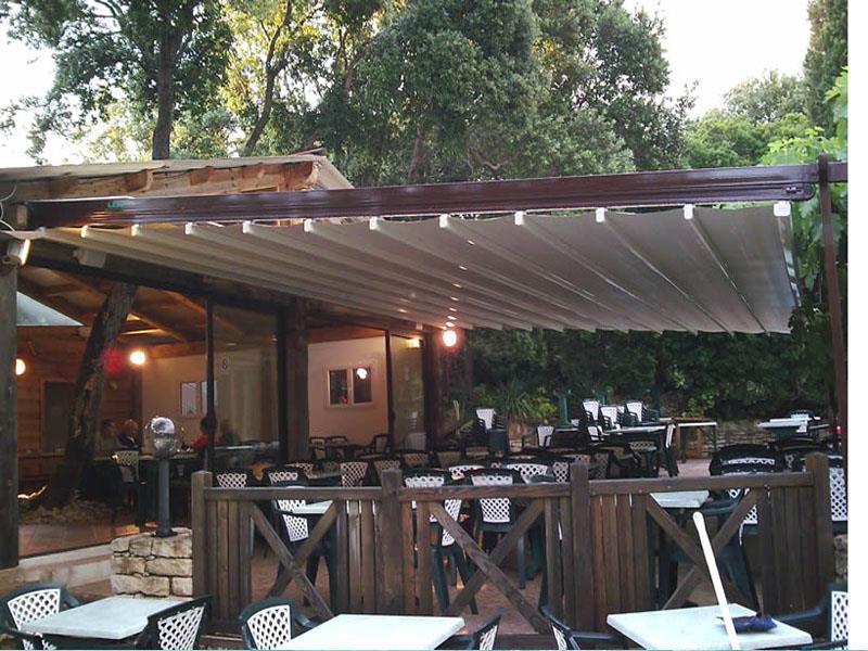 mái xếp quán nhậu