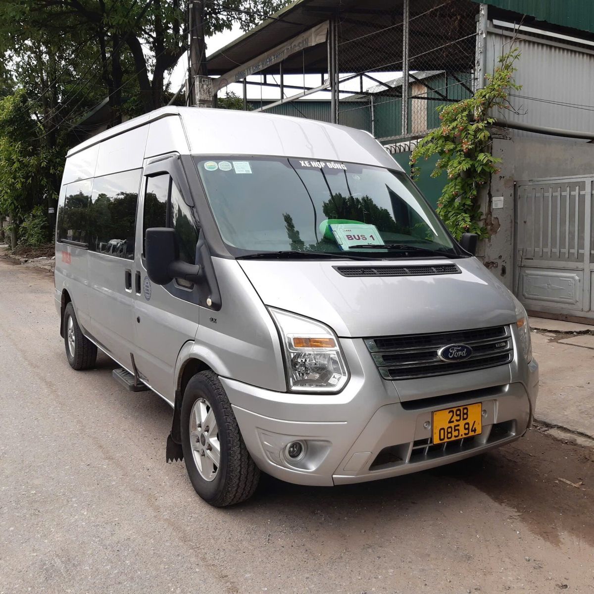 Thuê xe du lịch 16 chỗ tại Thanh Trì, Hà Nội