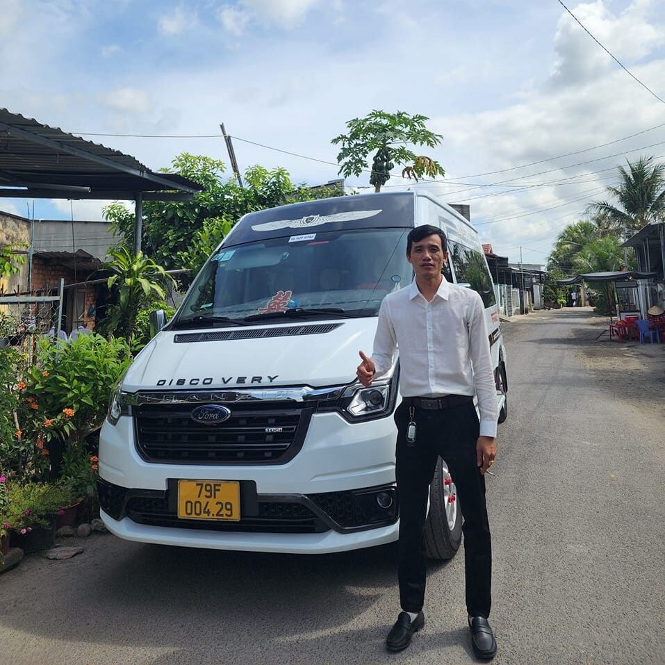Dịch vụ thuê xe du lịch 16 chỗ tại Khánh Hòa