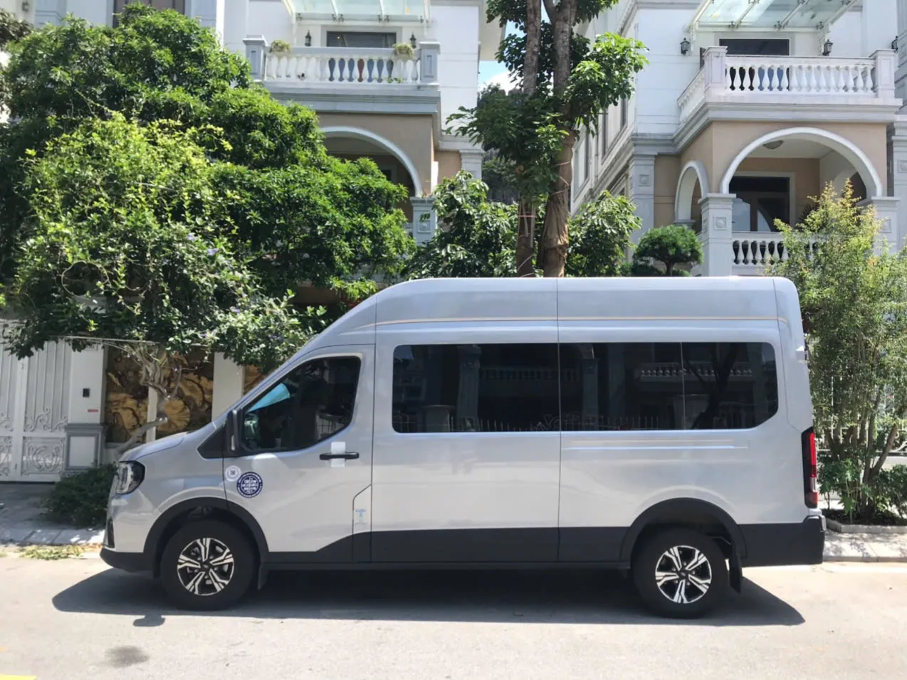 Thuê xe 16 chỗ tại Tây Ninh xe đẹp chất lượng cao